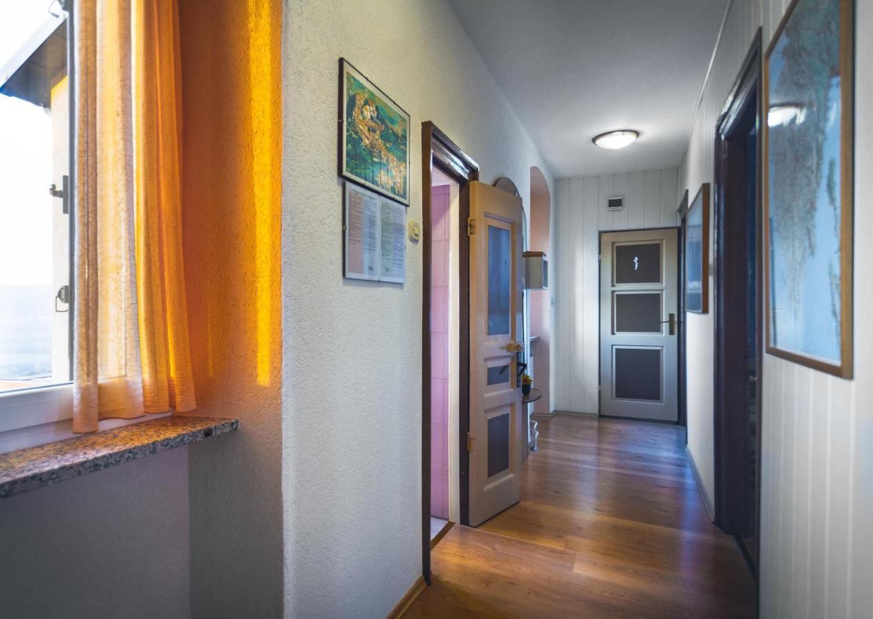 Guest House Nena モトヴン エクステリア 写真